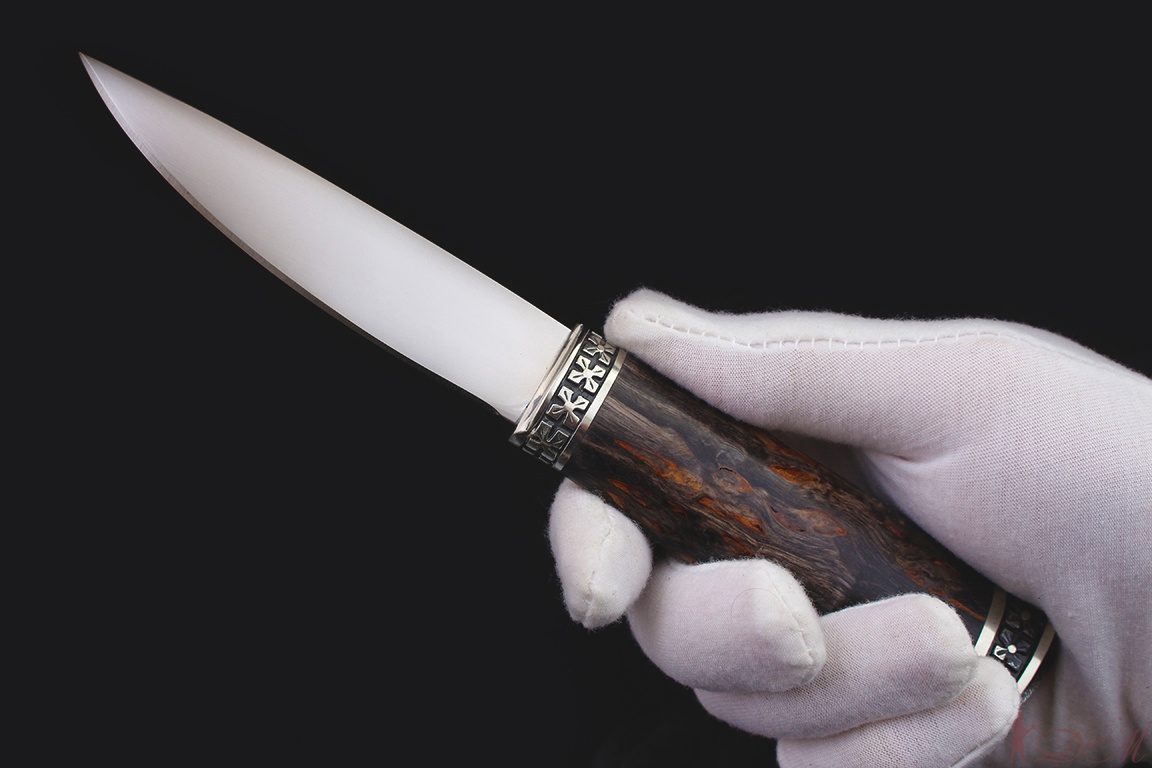 Якутский нож малый "быhычча" Клинок х12мф. Рукоять мельхиор, карельская береза (черная).