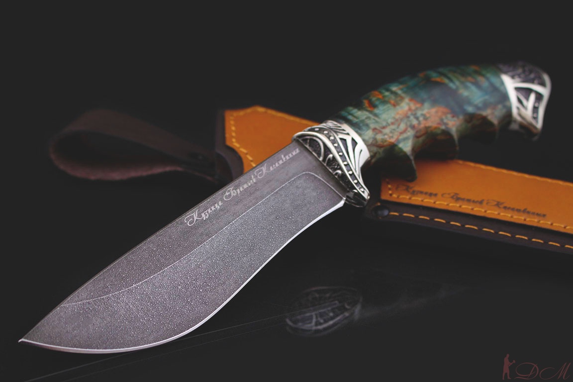 Охотничий нож "Егерь" кованая ХВ-5 (алмазная). Рукоять мельхиор, карельская береза.