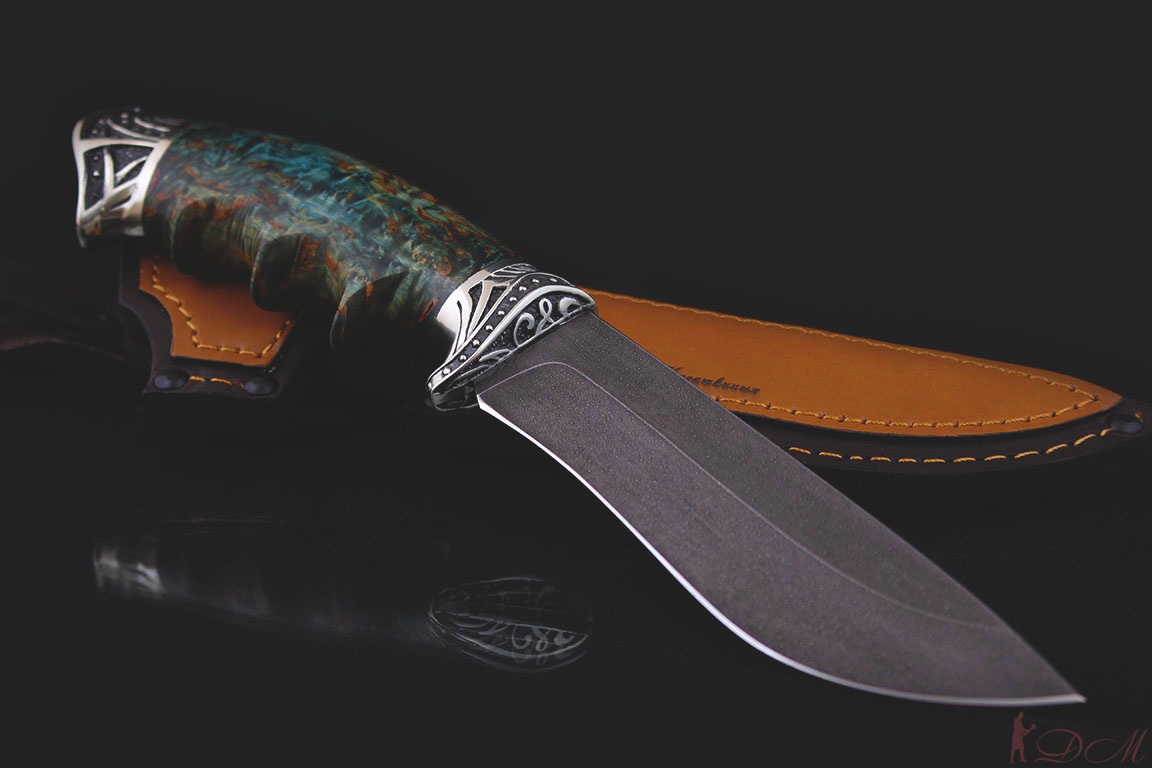 Охотничий нож "Егерь" кованая ХВ-5 (алмазная). Рукоять мельхиор, карельская береза.