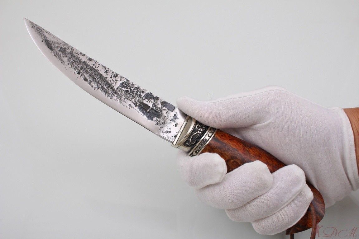 Охотничий нож "Промысловый" Клинок 9хс. Рукоять мельхиор, карельская береза.