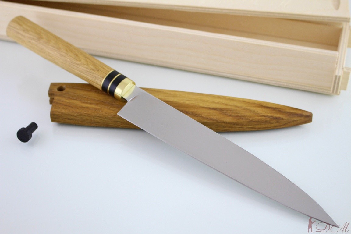 Кухонный нож "Янагиба" 175мм. Сталь х12мф. Рукоять Дуб. Ножны Дуб.